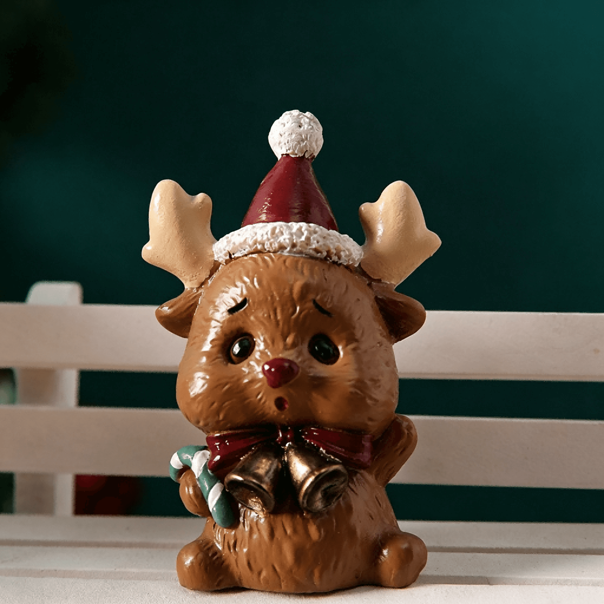 Festive miniature scene 019